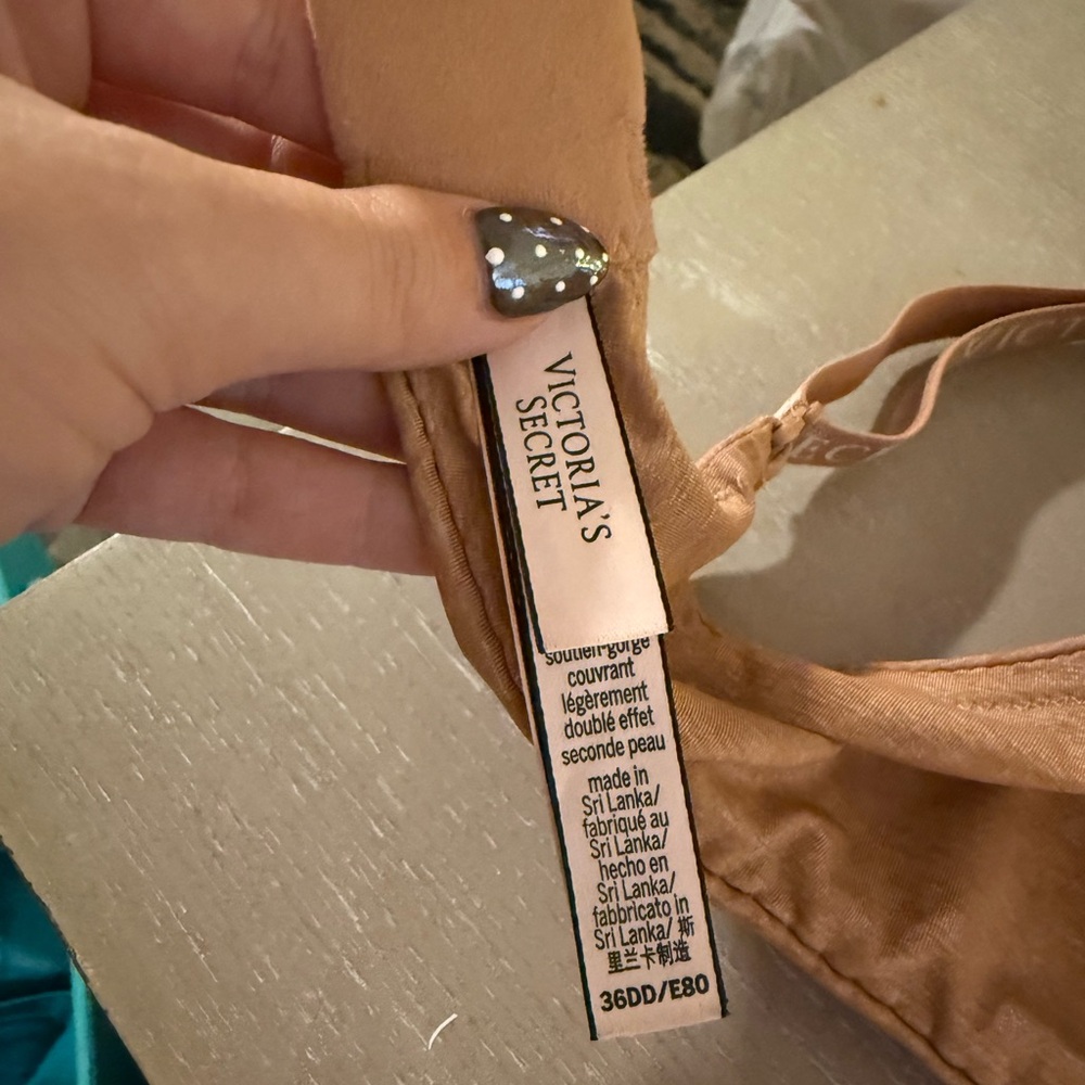 Victoria's Secret Brown Bra - Picture 5 of 5